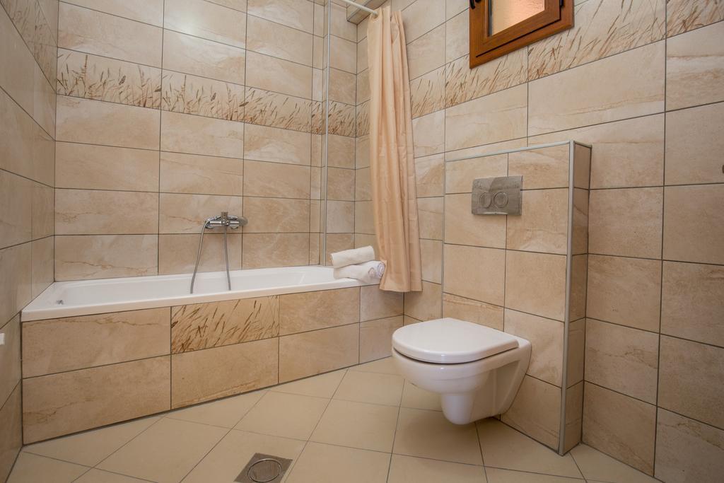 Aphrodite Villas Koinira Buitenkant foto
