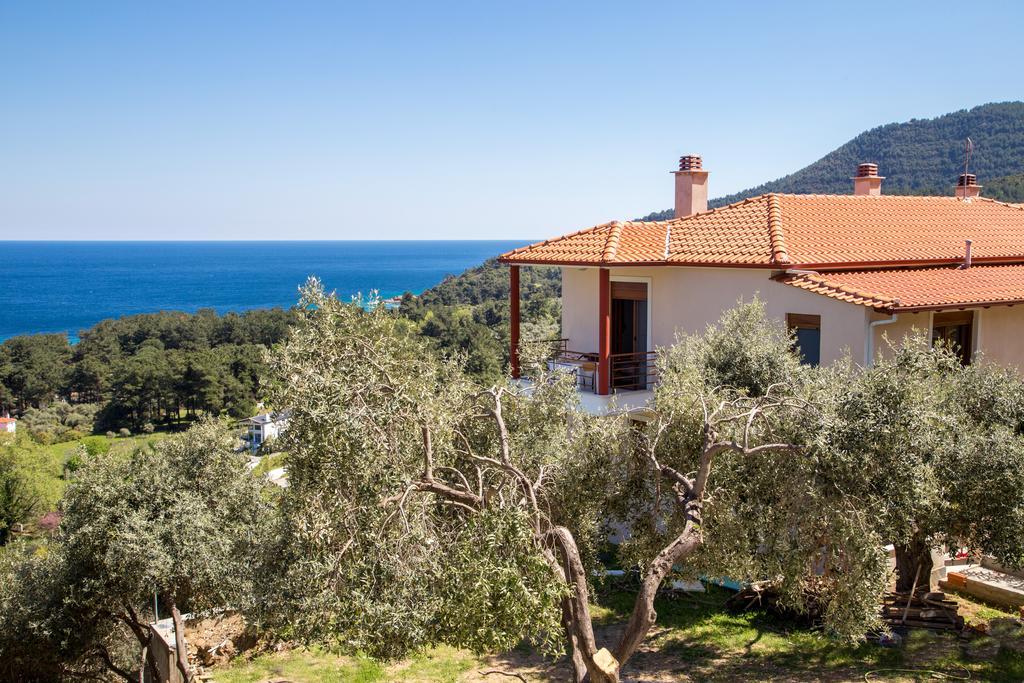 Aphrodite Villas Koinira Buitenkant foto