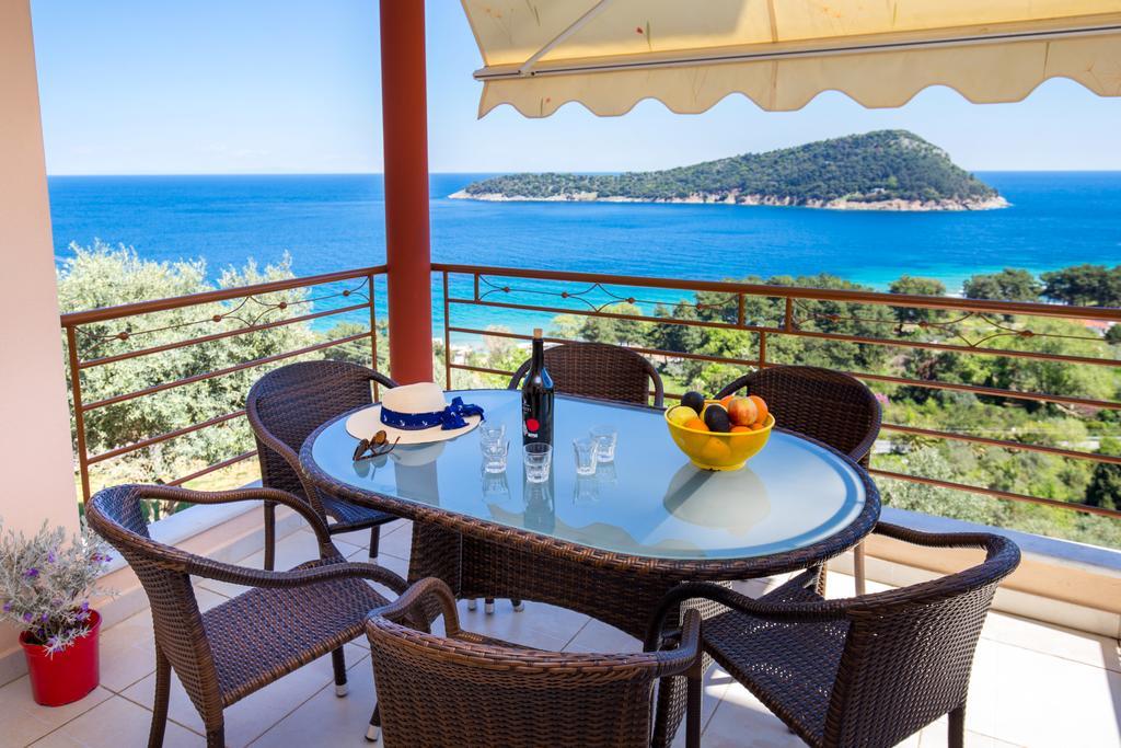 Aphrodite Villas Koinira Buitenkant foto