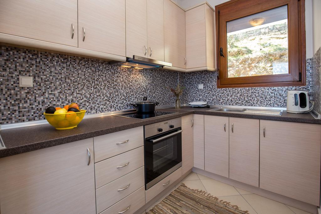 Aphrodite Villas Koinira Buitenkant foto