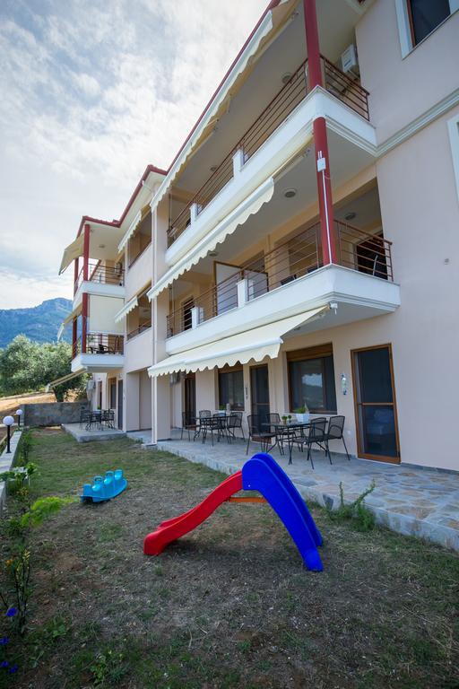 Aphrodite Villas Koinira Buitenkant foto