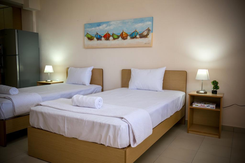 Aphrodite Villas Koinira Buitenkant foto